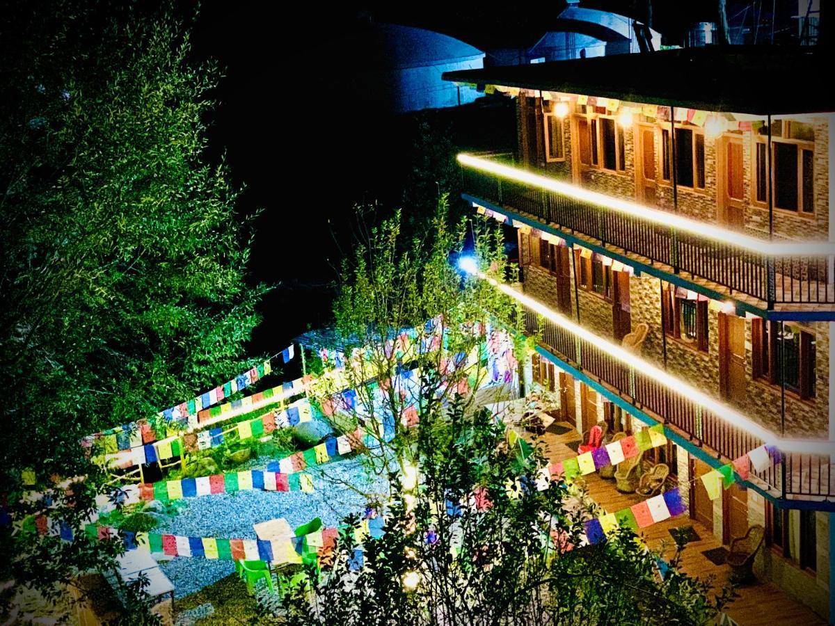 Hostel 360 Degree Manāli Eksteriør billede