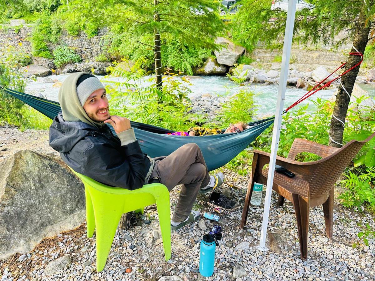 Hostel 360 Degree Manāli Eksteriør billede