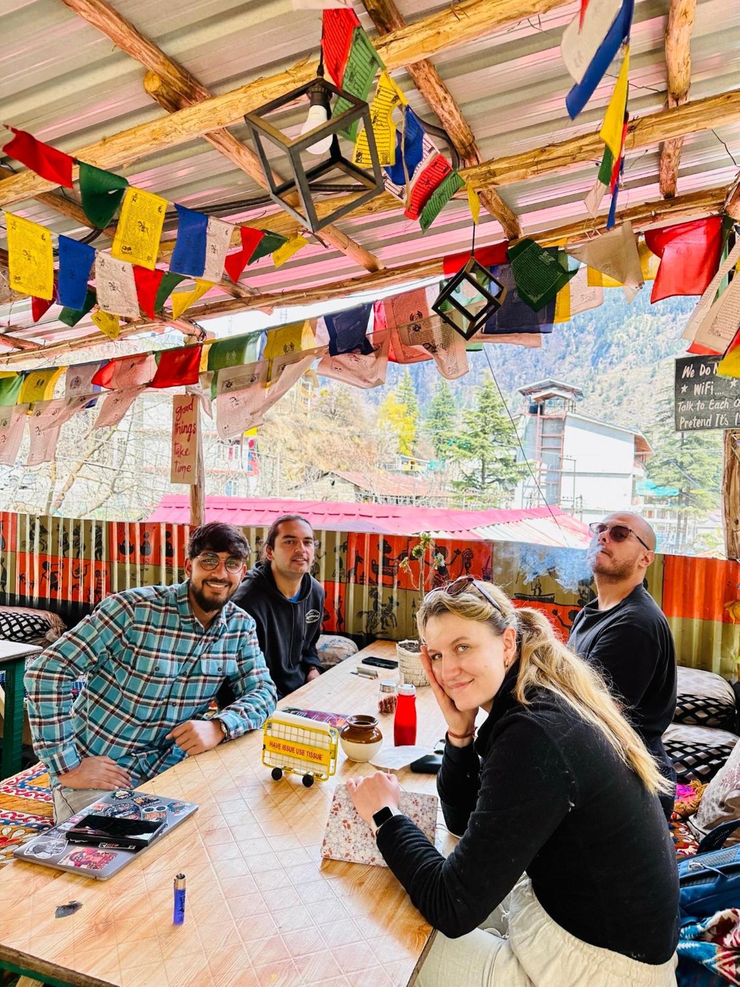 Hostel 360 Degree Manāli Eksteriør billede